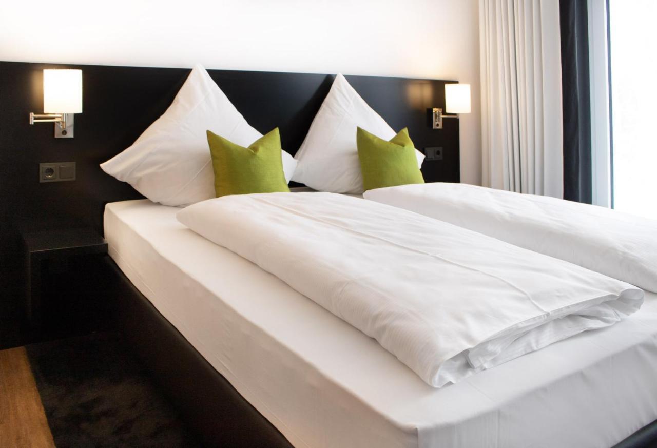 Osl Hotel By Wmm Hotels Lauchhammer Екстериор снимка